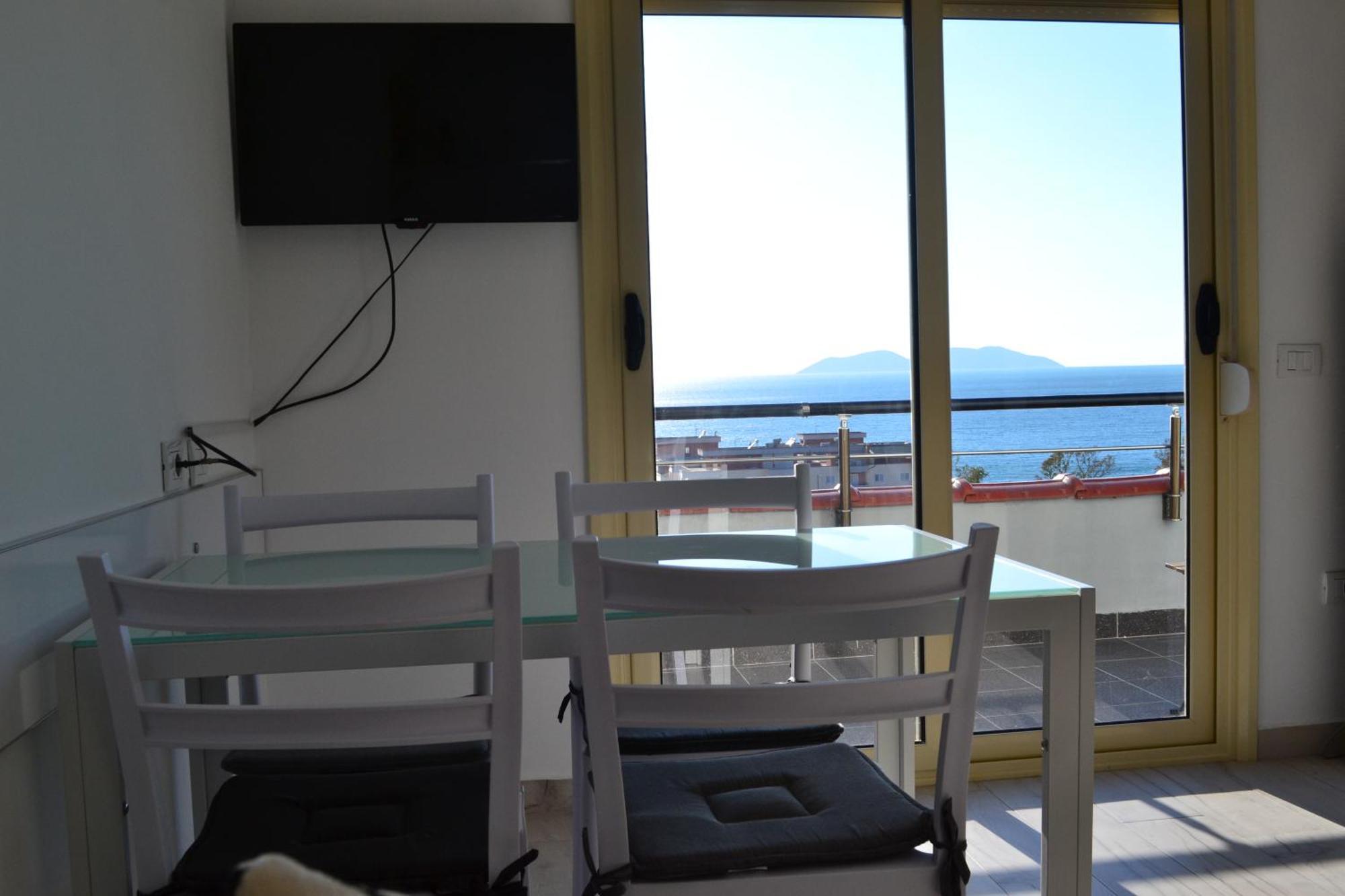 Ferienwohnung Seaview Penthouse Terrace & Garage Vlorë Exterior foto